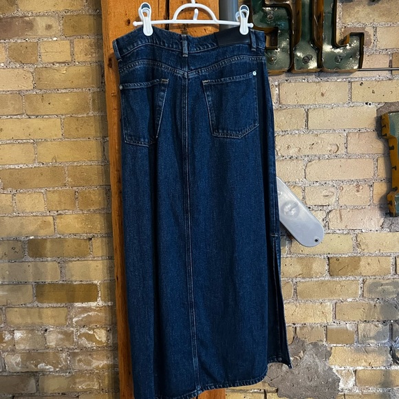 7 For All Mankind Maxi Skirt in Blue Note - Picture 8 of 9